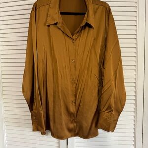 Abercrombie & Fitch Satin Button down Shirt in Rich gold